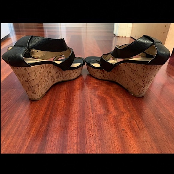 Super Cute Black Platform Cork Wedge Sandal - Picture 4 of 5